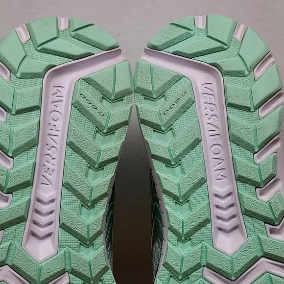 Saucony Light Green Athletic Shoes - Picture 12 of 12